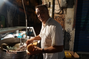 Palermo, jakiego nie znacie – wieczorny street food na targu Vucciria