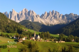 Dolina Val di Funes – magia Dolomitów