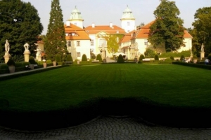 Z wizytą w Książanskim Parku Krajobrazowym- na zamku Książ i wśród przełomów Pełcznicy
